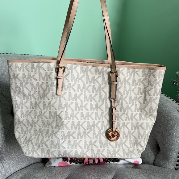 Michael Kors Handbags - Michael Kors Logo Tote